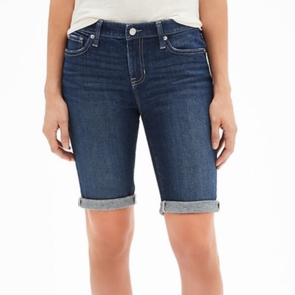 NWT GAP Bermuda Denim Shorts - Picture 2 of 3